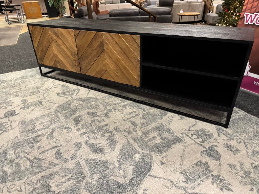 Tv-Meubel visgraad Mangohout Naturel/Zwart Direct/Leverbaar, #Tv-Meubel#Mangohout#180#Metaal#Gepoedercoat, 150 tot 200 cm, Nieuw