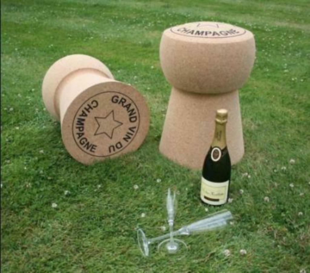 XL Champagne kurk als kruk of bijzettafel, Ophalen of Verzenden, Nieuw, Overige materialen