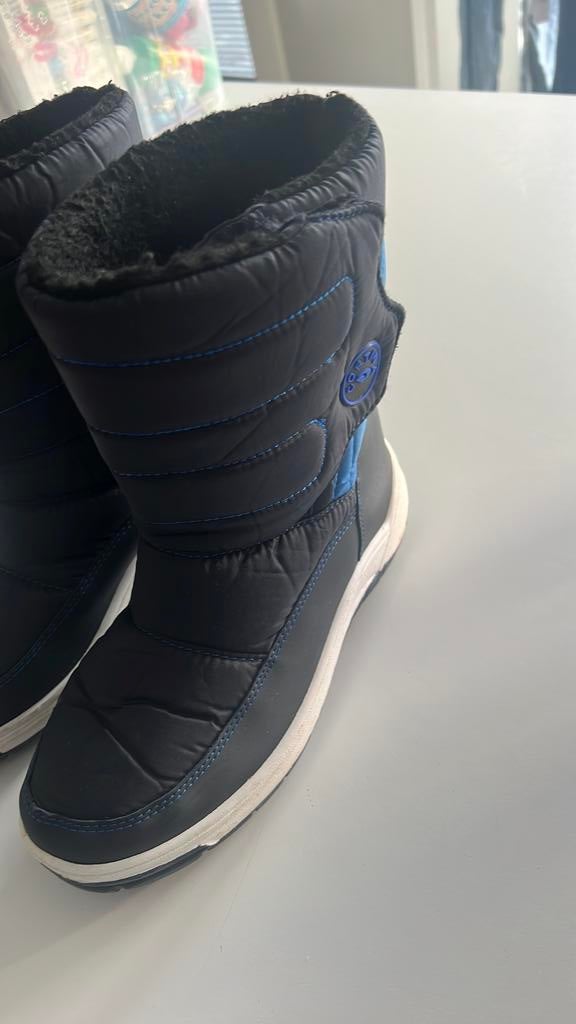 Sneeuwlaarzen- snowboots blauw Cortina mt 39, Kinderen en Baby's, Jongen of Meisje, Ophalen of Verzenden, Laarzen, Zo goed als nieuw