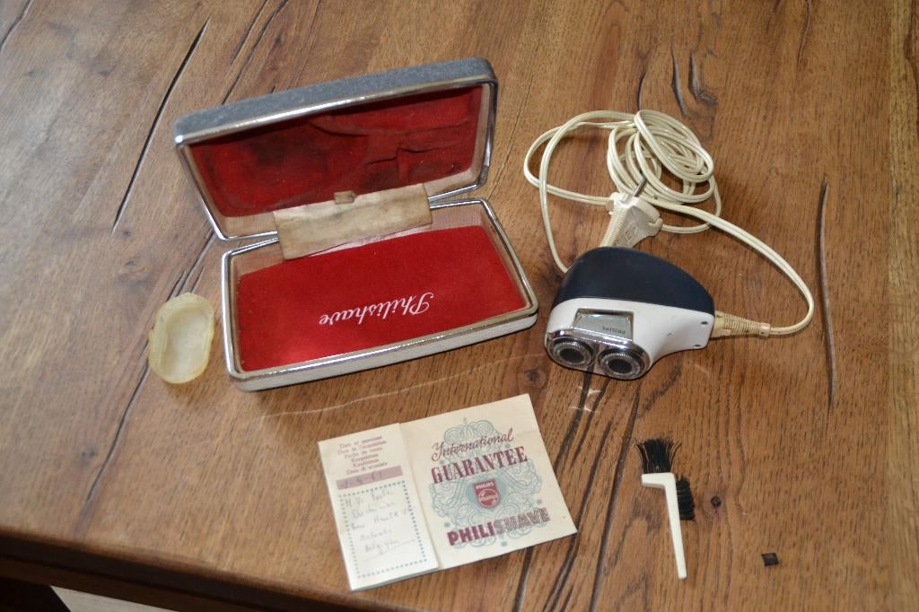 Vintage Philips scheerapparaat 1961 met verkoopbon, Ophalen of Verzenden, Gebruikt, Scheren en Epileren