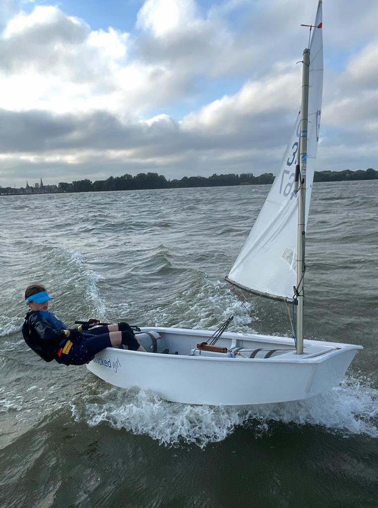 Ovington Optimist - NED 3467, Watersport en Boten, Open zeilboten, Zo goed als nieuw, Overige brandstoffen, Ophalen