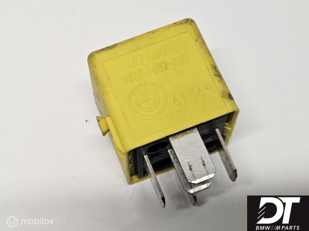 Relais zinc yellow BMW M3 E46 ('99-'06) 61361389105, Gebruikt, Ophalen of Verzenden, BMW, BMW