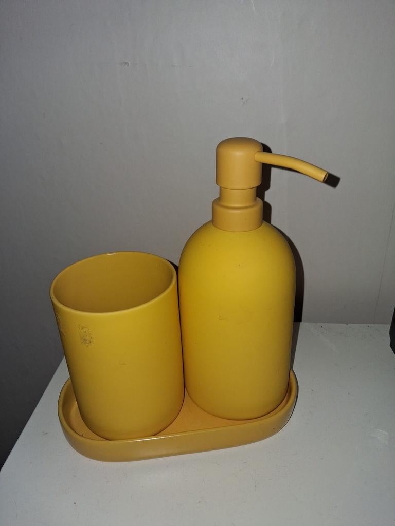 Nieuwe Badkamer Accessoires Set - Ikea, Huis en Inrichting, Ophalen, Nieuw, Geel, Overige typen