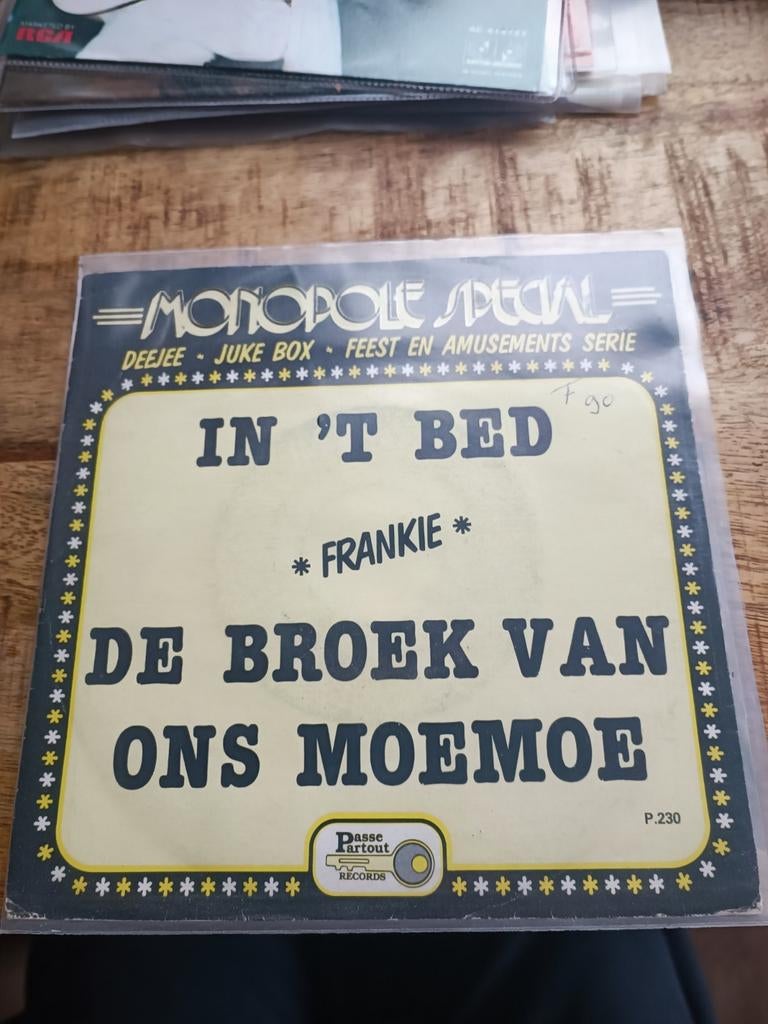 Frankie - in t bed, Ophalen of Verzenden, Zo goed als nieuw, Overige formaten, Levenslied of Smartlap