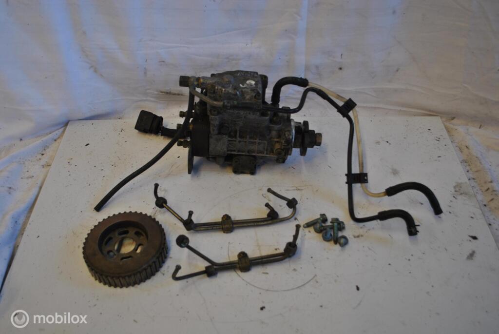 Dieselpomp Vw Golf III ('91-'97) 038130107D, Gebruikt, Volkswagen, Ophalen of Verzenden, Volkswagen