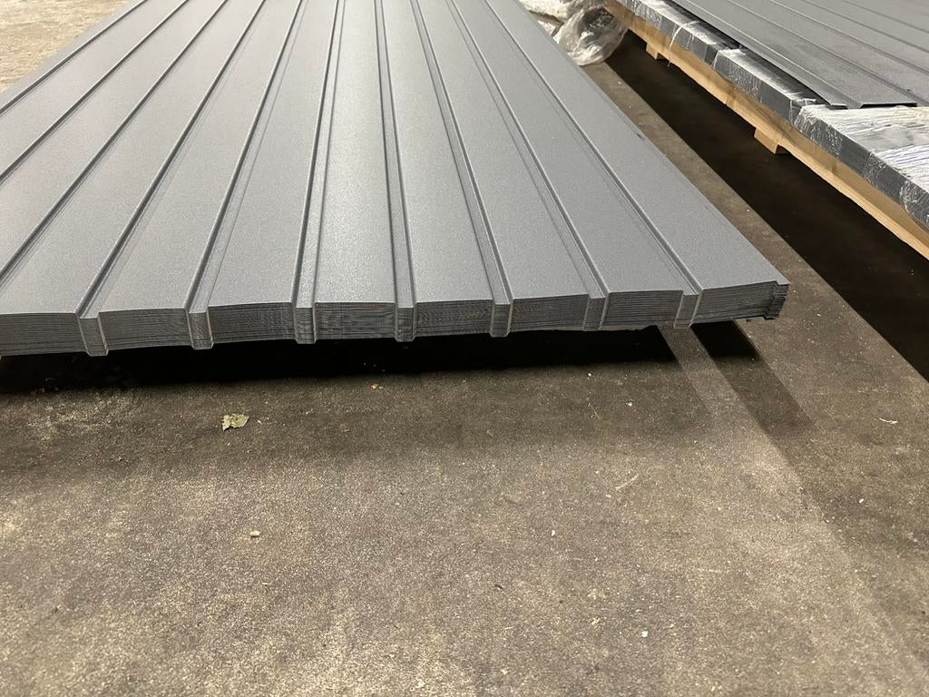 Trapezium profielplaat gevelbekleding antraciet