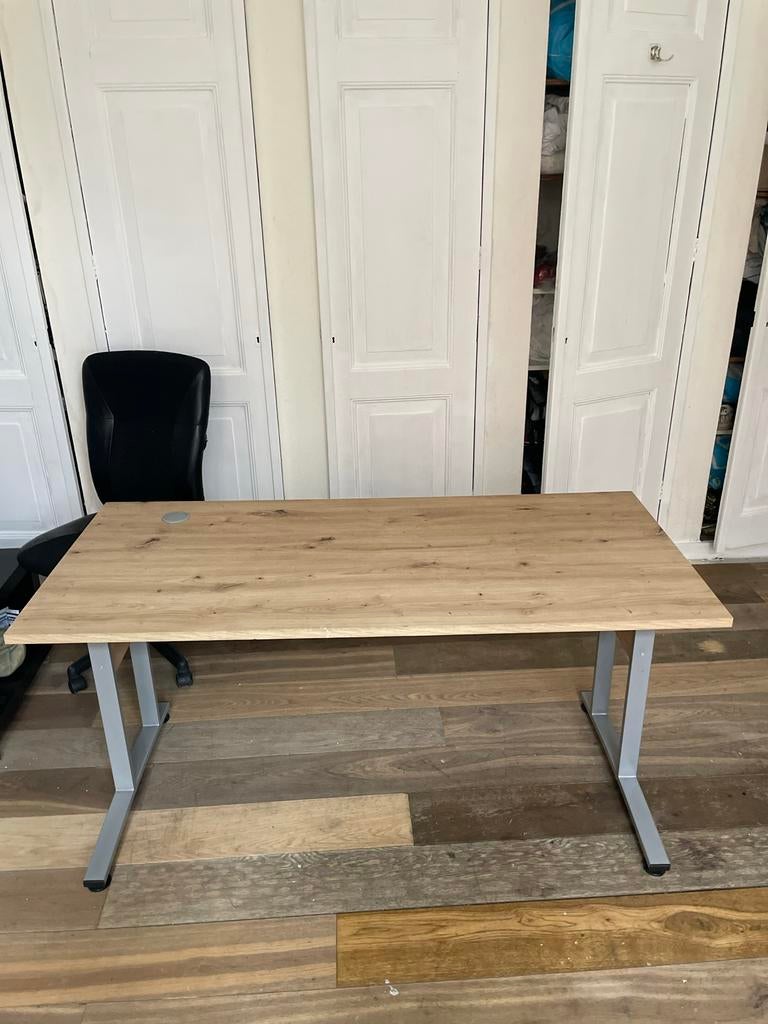 IKEA Bureau - Zo goed als nieuw!, Huis en Inrichting, Bureaus, Ophalen, Zo goed als nieuw