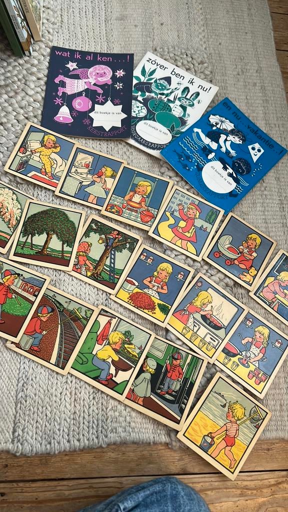 Oud schoolmateriaal lesmateriaal vertelkaartjes rapporten, Antiek en Kunst, Ophalen of Verzenden