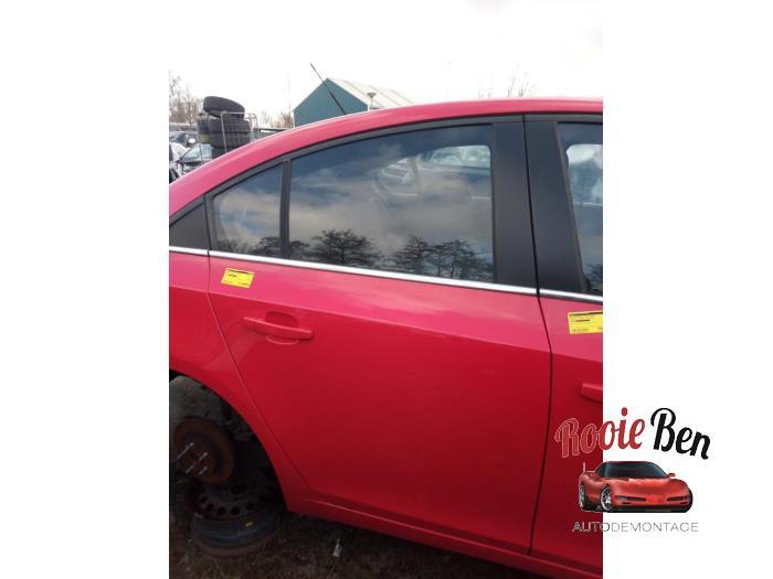 Portier 4Deurs rechts-achter van een Chevrolet Cruze (GGE), Gebruikt, Deur, -, Ophalen of Verzenden