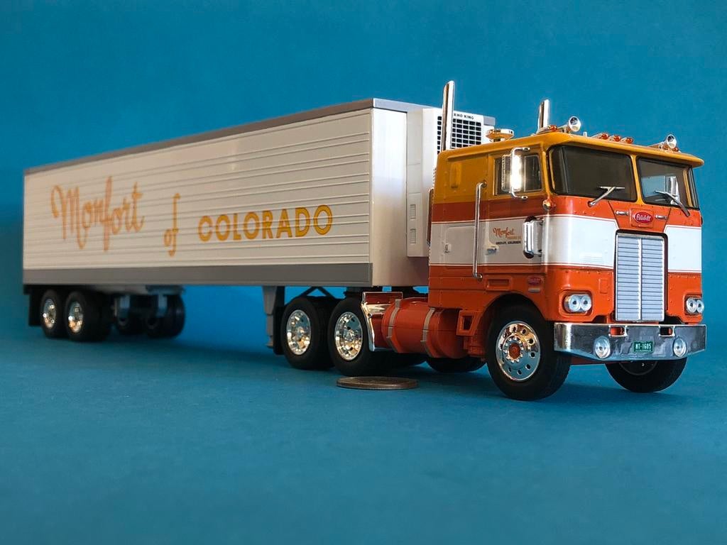 Peterbilt 352 & lange trailer Monfort! Nieuw & doos! KIJK!, Ophalen of Verzenden, Nieuw, Bus of Vrachtwagen