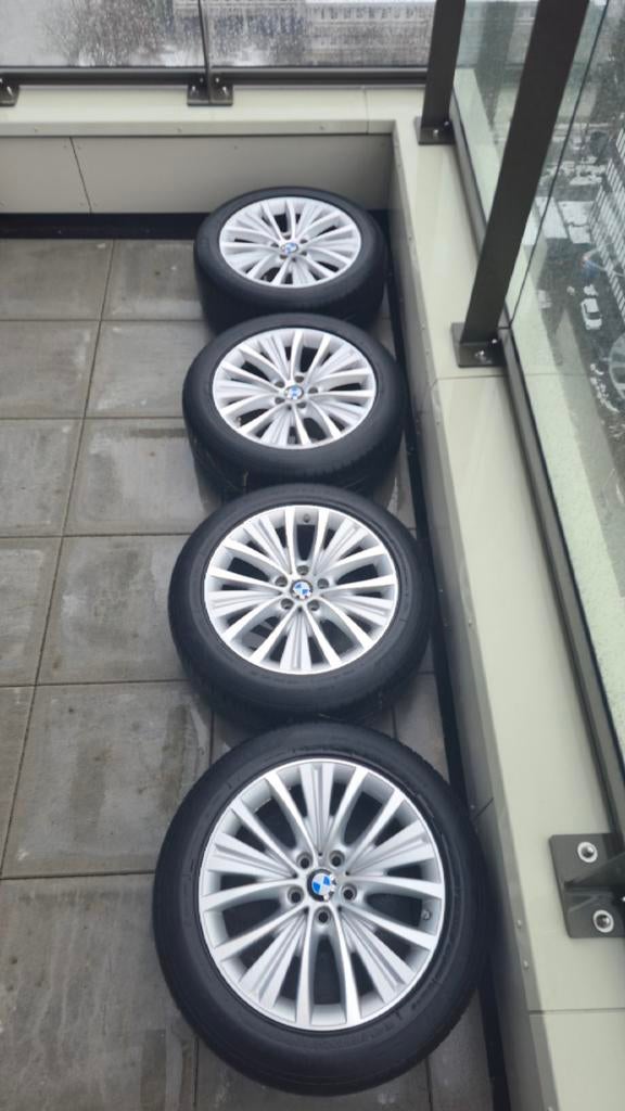 Originele BMW X5 F15 velgen 19 inch + banden (X6 F16), Auto-onderdelen, Banden en Velgen, Gebruikt, 255 mm, Banden en Velgen, Personenwagen