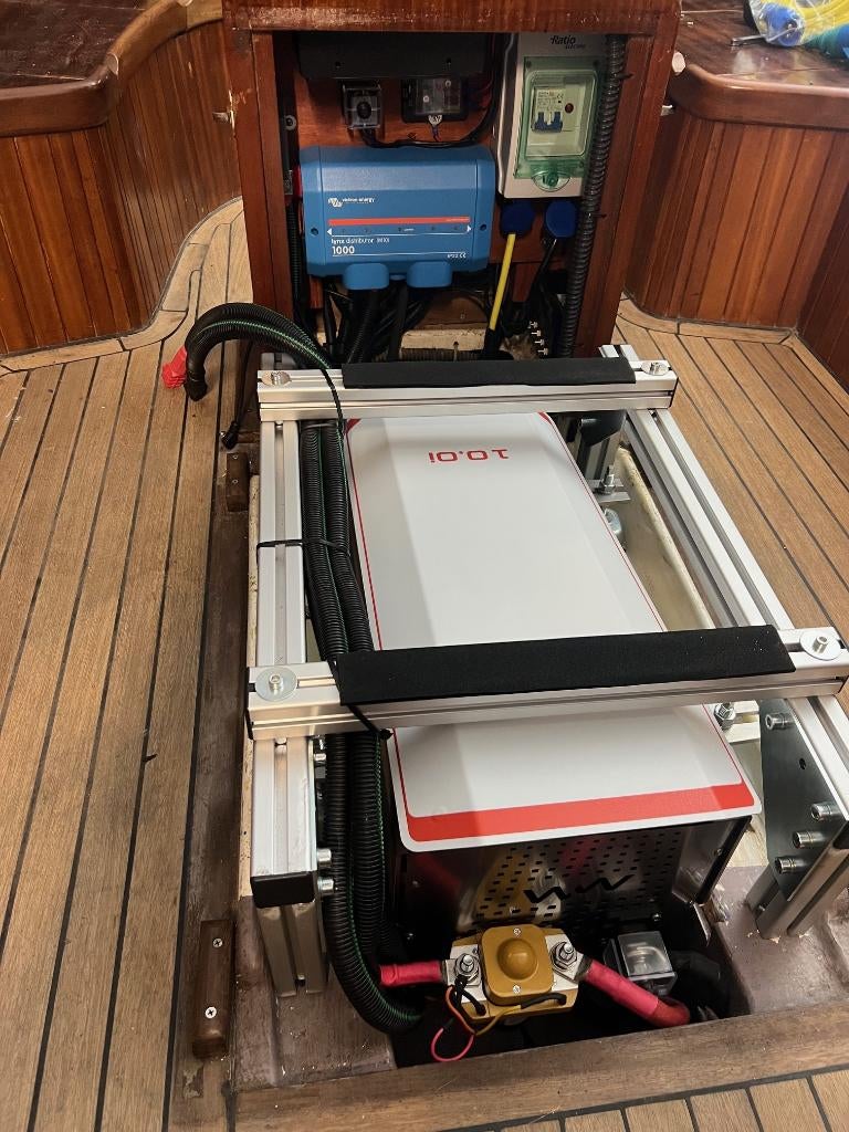 JS Scheepstechniek Elektrisch Varen WaterWorld, Diensten en Vakmensen, Reparatie en Onderhoud | Watersport en Boten, Dek en Romp