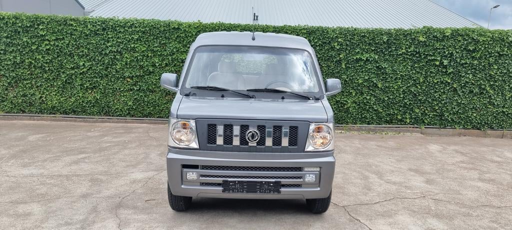 Dfsk V 27 zonder kenteken voor export, Euro 5, Achterwielaandrijving, Beige, 4 cilinders