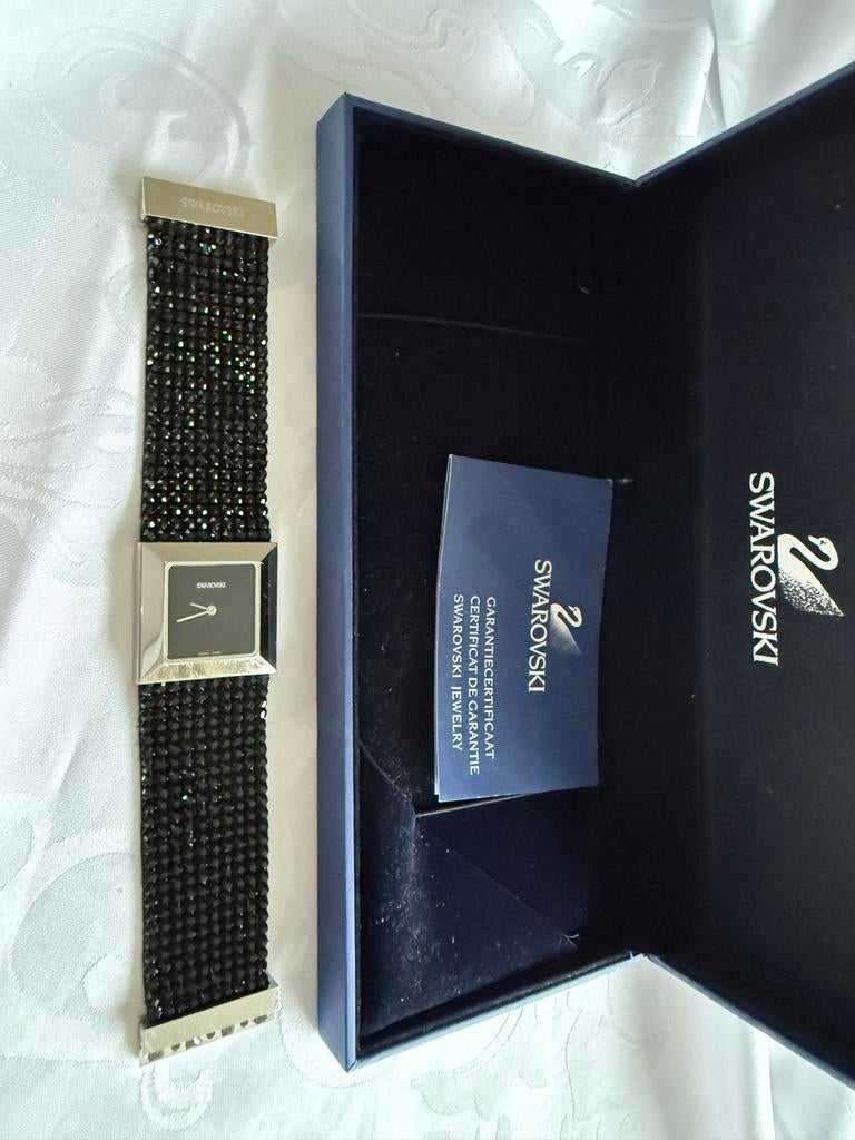Swarovski Horloge - Dames Polshorloge, Sieraden, Tassen en Uiterlijk, Horloges | Heren, Overige materialen, Polshorloge, Swatch