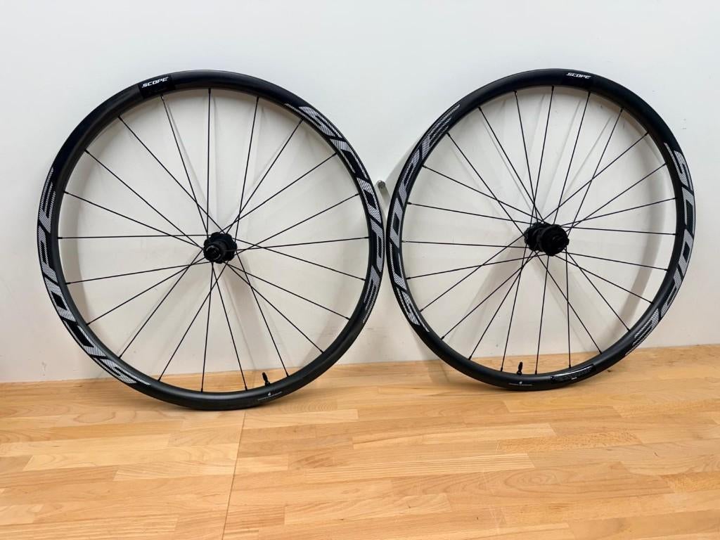 Scope r3 shimano white, Fietsen en Brommers, Fietsonderdelen, Crankstel of Pedalen, Ophalen of Verzenden, S, S