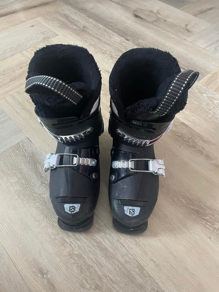 Salomon Kinder Skischoenen Maat 18/19 (235mm), Sport en Fitness, Skiën en Langlaufen, Ophalen, Gebruikt, 100 tot 140 cm, Schoenen