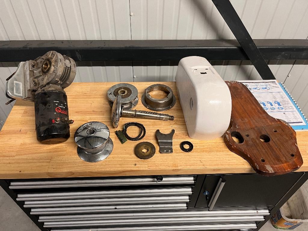 Quick 1000W 12V ankerlier 8 cm, Ophalen of Verzenden, Gebruikt, Overige typen