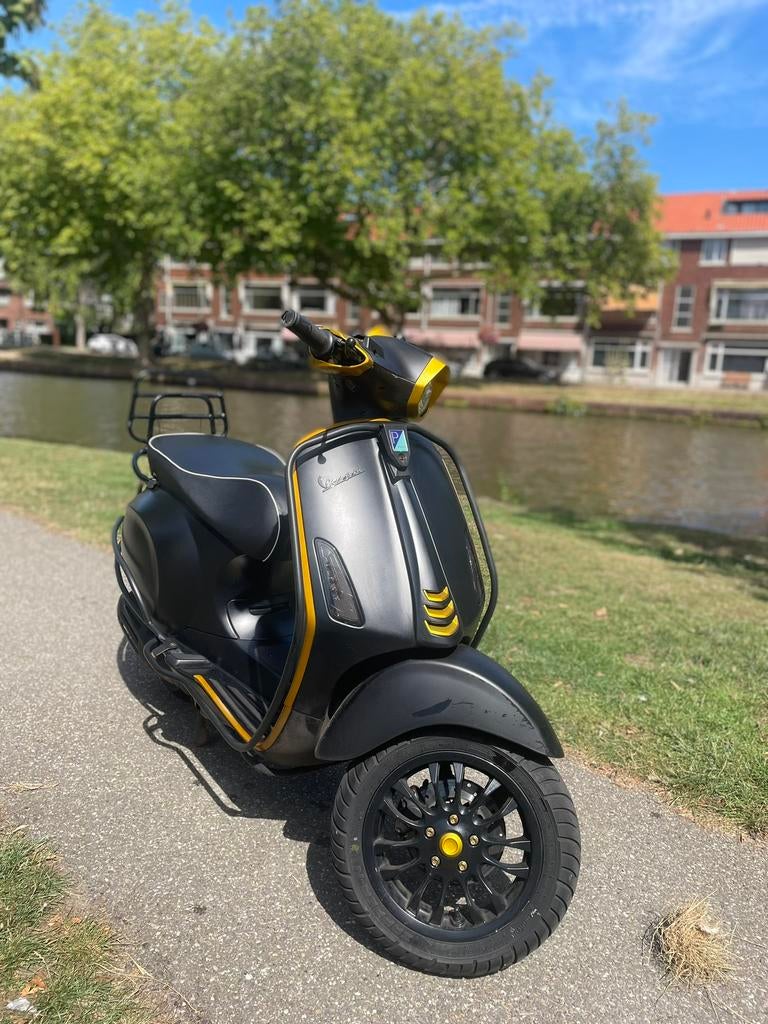 Vespa sprint, Ophalen