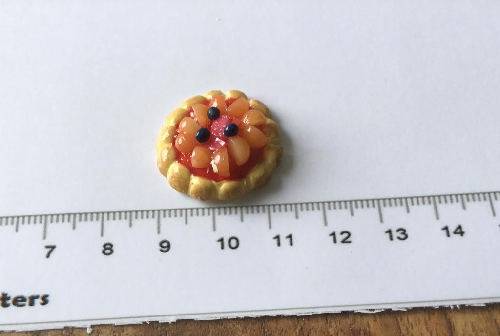 Poppenhuis miniaturen vruchten vlaai 167, Ophalen of Verzenden, Nieuw, Poppenhuis
