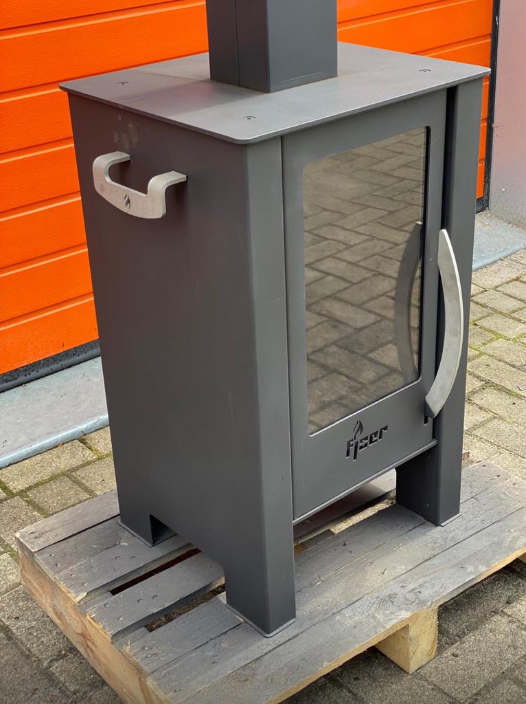 Foto 2 van Fjoer buiten  kachel doorkijk model