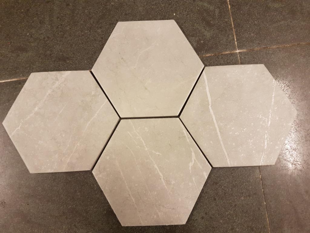 Wand/vloertegel hexagon 14x16 grijs  12,3m2, Doe-het-zelf en Verbouw, Tegels, Ophalen, Nieuw, Keramiek, Wandtegels