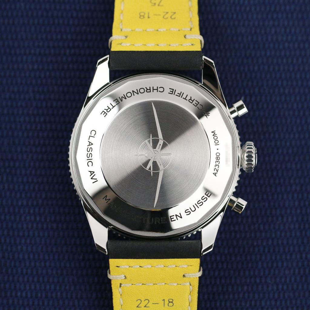 Breitling AVI Chronograph 42 (Zeer goed/ 2024), Leer, Staal, Breitling, Polshorloge
