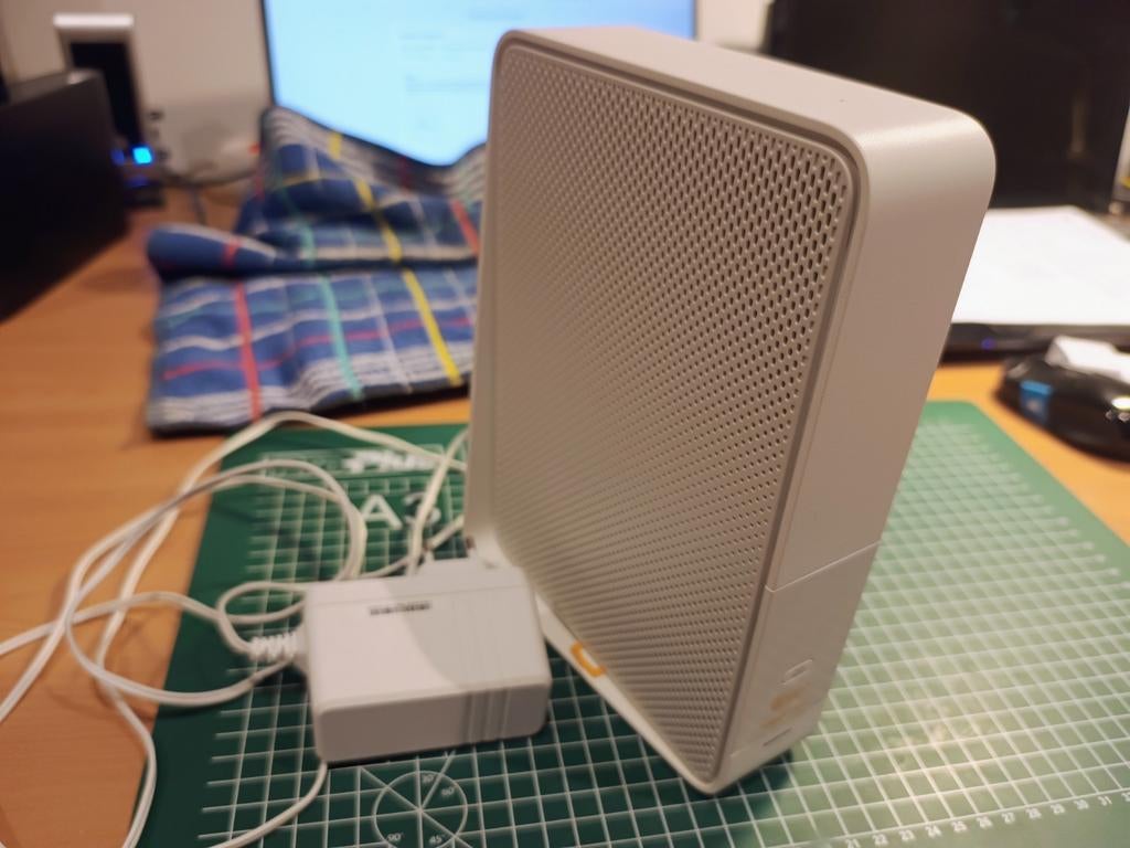 connect box ziggo CH7465LG-ZG wifi, Ophalen, Zo goed als nieuw, Router met modem