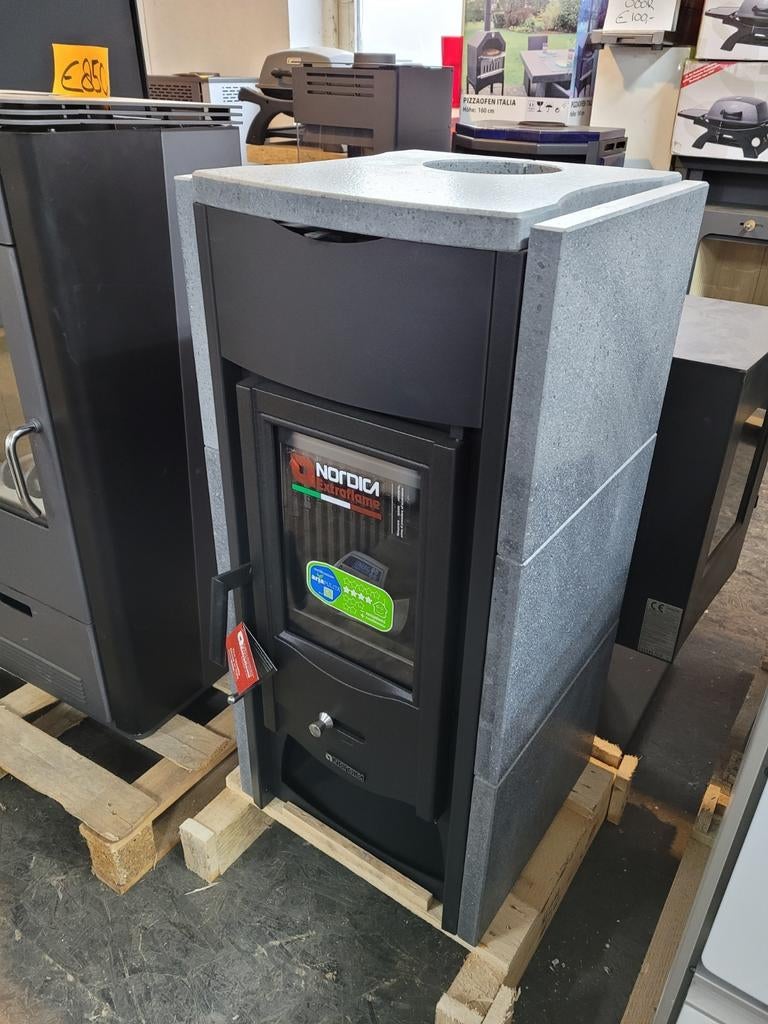 La nordica asia B II 6 kw speksteenkachel speksteen kachel., Ophalen of Verzenden, Vrijstaand, Hout, Nieuw