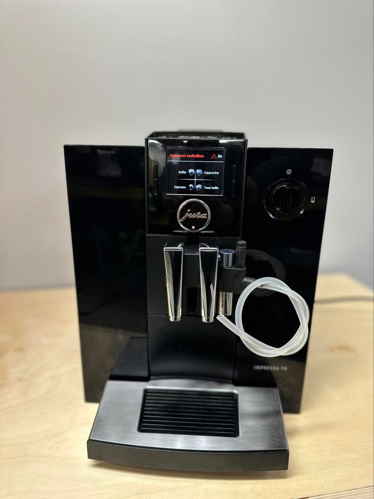 Jura f9 bonenmachine netjes, Ophalen of Verzenden, Zo goed als nieuw