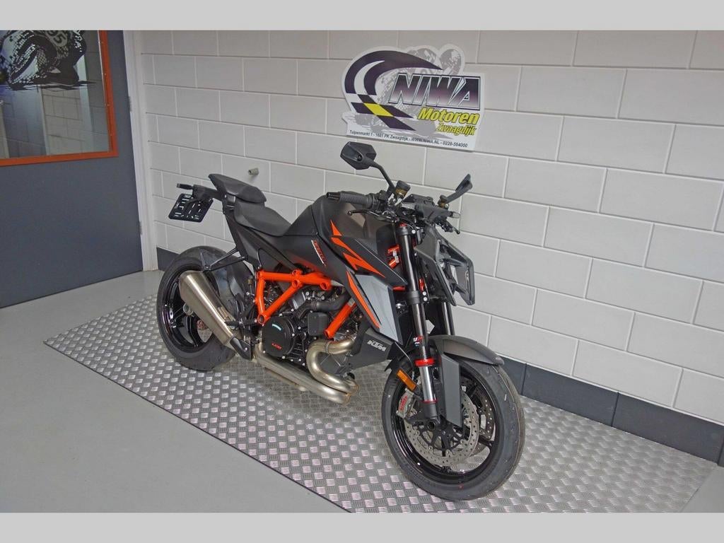 KTM 1390 SUPER DUKE R EVO, Motoren, 2 cilinders, KTM, Motorrijbewijs A, Bedrijf