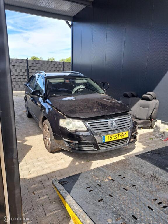 Volkswagen Passat Variant 2.0 FSI Highline, Gebruikt, Volkswagen, Volkswagen