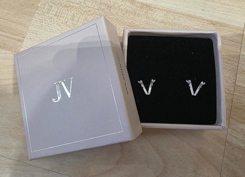 Nieuwe oorbellen Josh V zilver kleurig, Ophalen of Verzenden, Nieuw, Zilver, Knopjes of Stekers