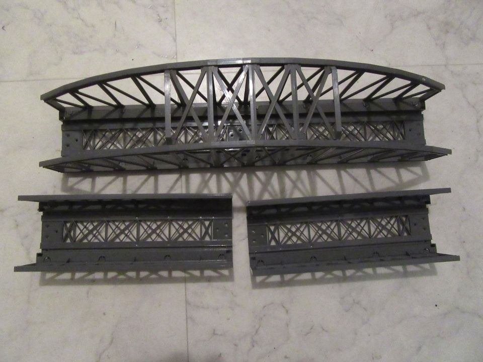Marklin boogbrug  met  2  lage  delen voor  K  en M  spoor, Gelijkstroom of Wisselstroom, Brug, Tunnel of Gebouw, Ophalen of Verzenden