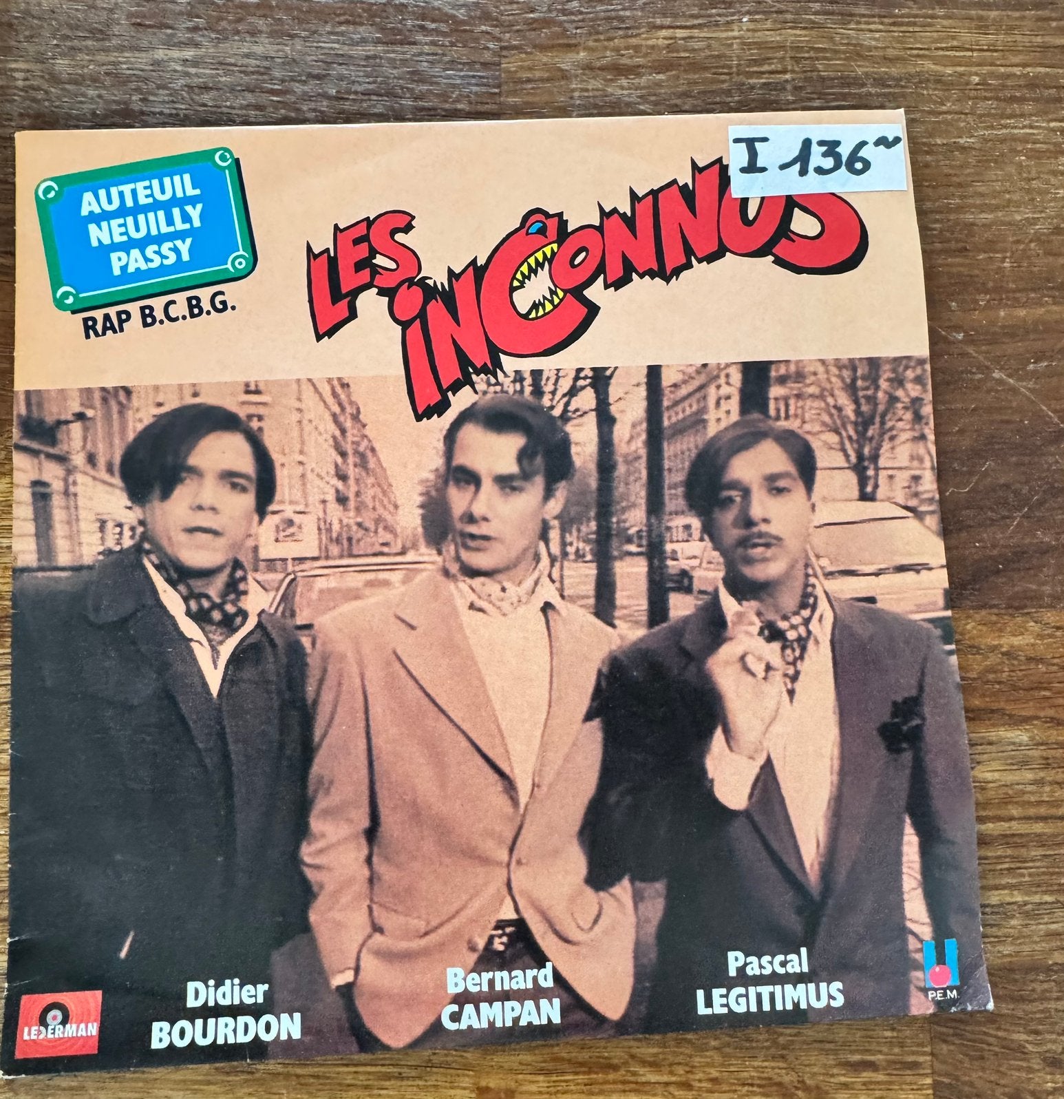 Vinyl Single - Les Inconnus, Ophalen of Verzenden, Zo goed als nieuw, Pop