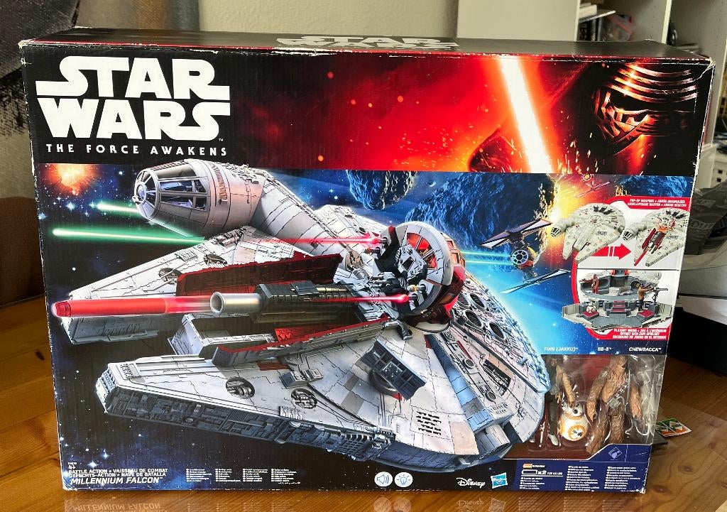 Hasbro Star Wars: The Force Awakens Millennium Falcon, Ophalen of Verzenden, Nieuw, Overige typen