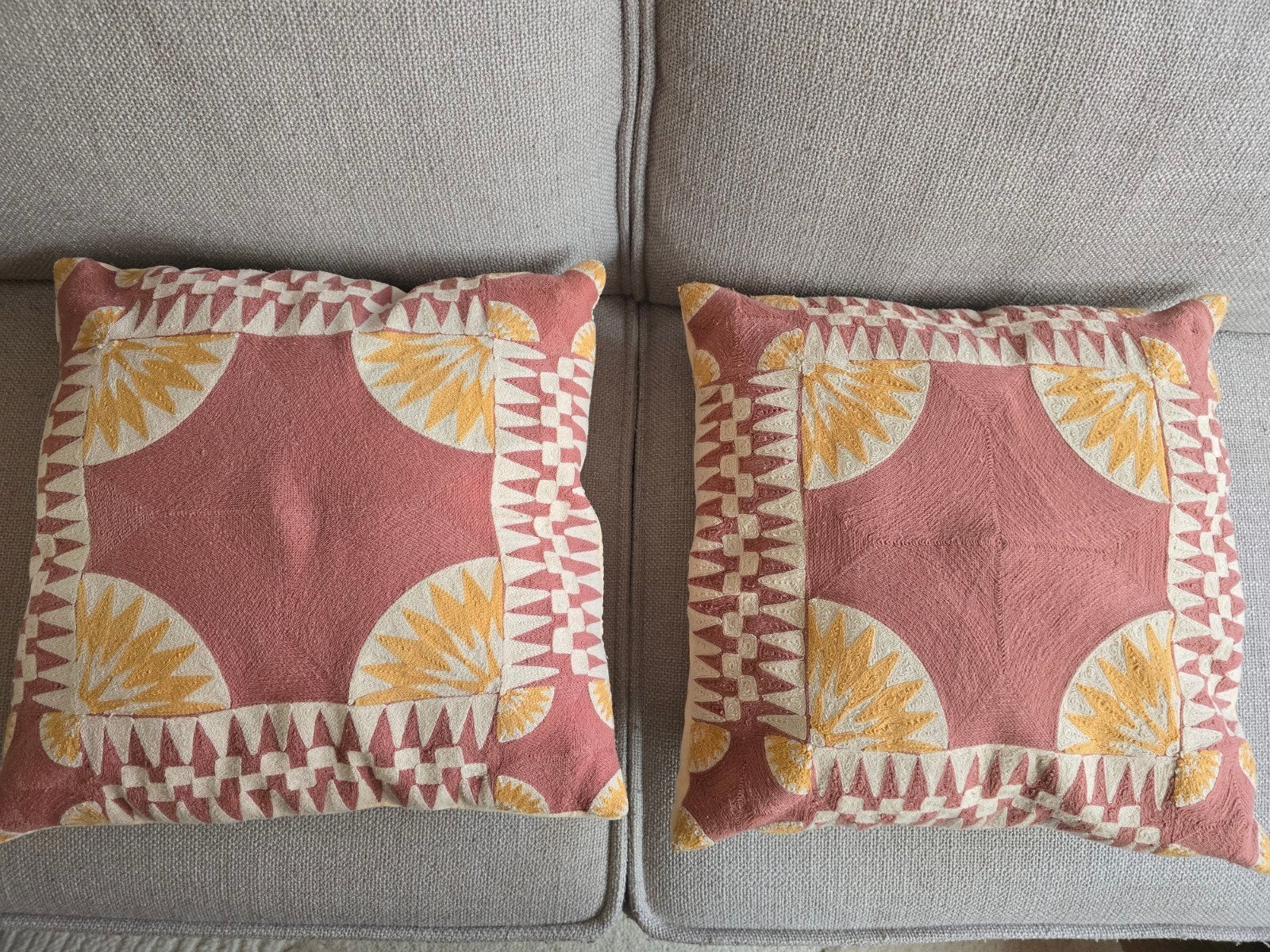 Set van 2 vierkante kussen Sissy-boy, Huis en Inrichting, Overige merken, Meerkleurig, Met print, Ophalen of Verzenden