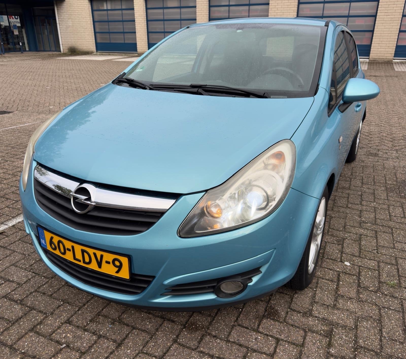 Opel Corsa 1.2 16V 5D Easytronic 2010 Blauw, 750 kg, 4 cilinders, Blauw, 1229 cc