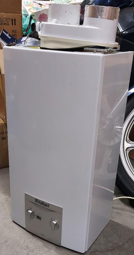 Vaillant Geiser MAG-14-2-NL te koop, Doe-het-zelf en Verbouw, Geisers en Boilers, Gebruikt, Aardgas, Geiser, Ophalen of Verzenden