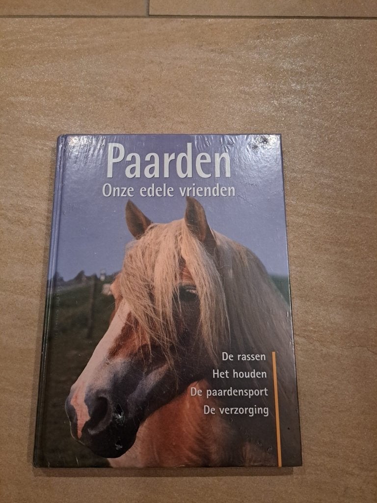 Boek Paarden onze edele vrienden, nieuw in de verpakking, Ophalen of Verzenden, Nieuw, Paarden of Pony's