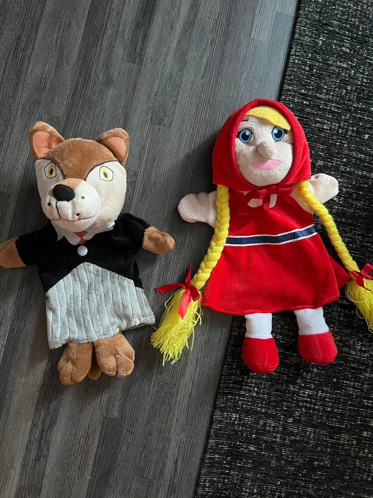 Leuke set Roodkapje en de wolf poppenkastpoppen, Verzamelen, Efteling, Ophalen of Verzenden, Zo goed als nieuw, Beeldje of Poppetje