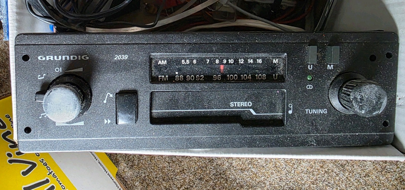 Grundig 2039 Autoradio - Vintage AM/FM Stereo, Ophalen, Gebruikt