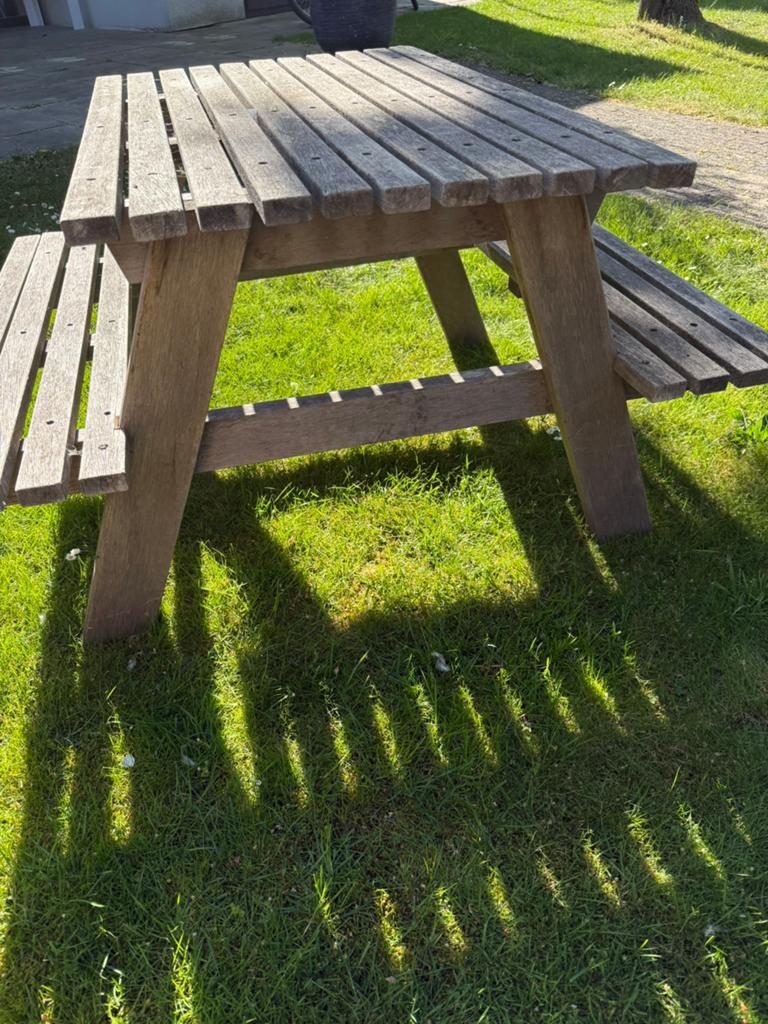 Kinder picknicktafel, Tuin en Terras, Ophalen, Gebruikt, Rechthoekig, Hout
