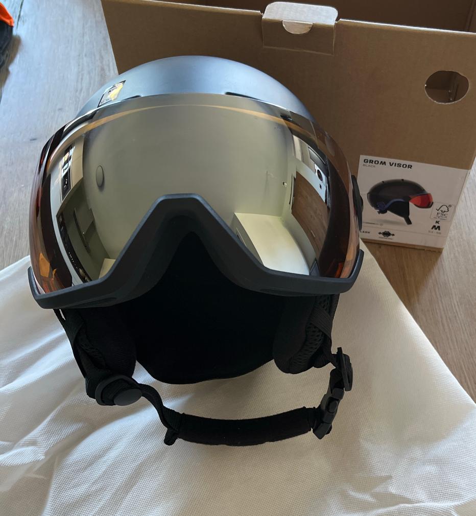 Salomon Grom Visor Skihelm - Zo goed als nieuw, Sport en Fitness, Skiën en Langlaufen, Overige typen, Zo goed als nieuw, Skiën