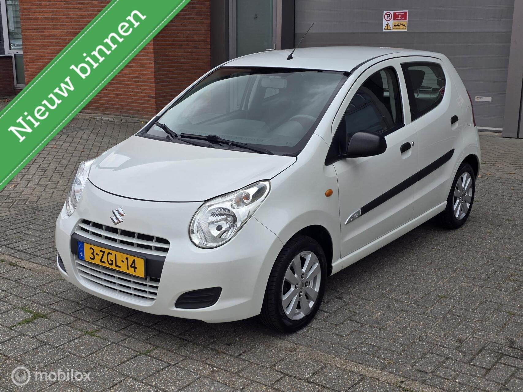 Suzuki Alto 1.0 Celebration EASSS✅️Airco✅️Apk✅️, Voorwielaandrijving, Euro 5, Stof, Gebruikt