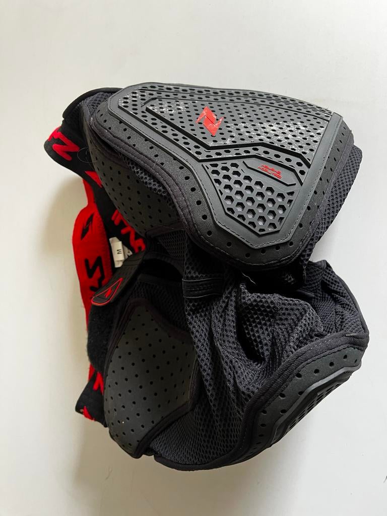 Zandona heupbeschermer maat m, Motoren, Ophalen, Nieuw zonder kaartje, Heren, Motorcrosskleding