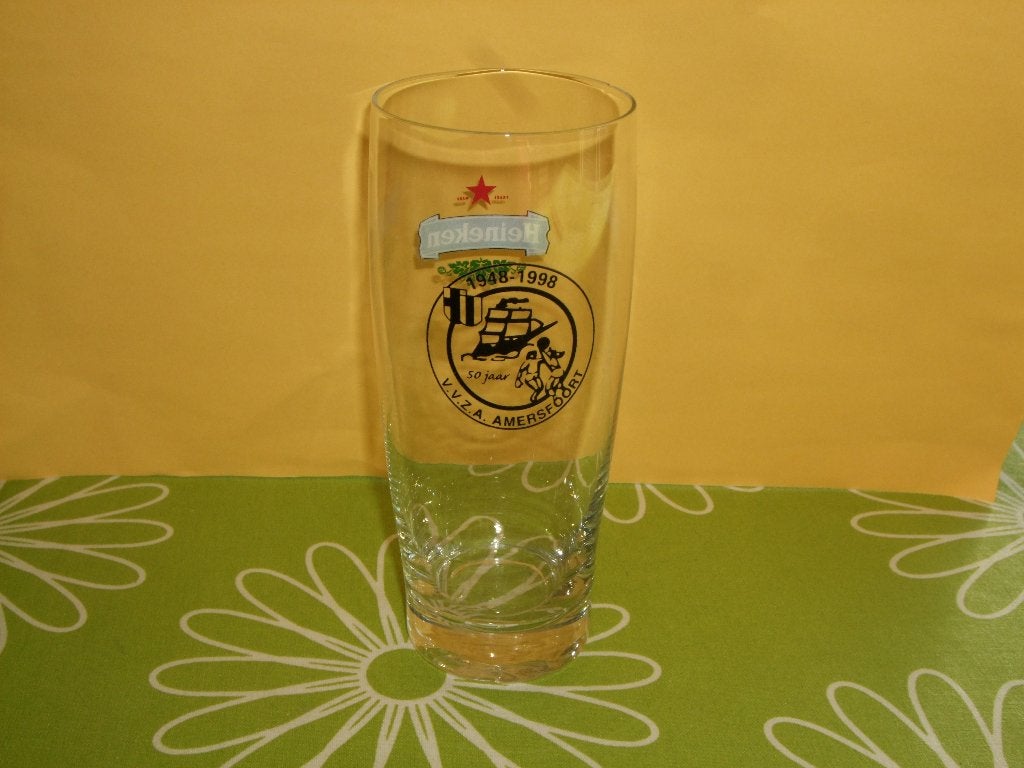 Heineken - VVZA Amersfoort 50 jaar 1948 - 1998, Verzamelen, Biermerken, Ophalen of Verzenden, Zo goed als nieuw, Glas of Glazen
