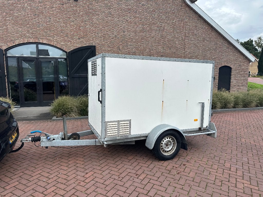 SOLIDE gesloten aanhanger – 1350 kg – 250  130  150 cm, Ophalen, Gebruikt