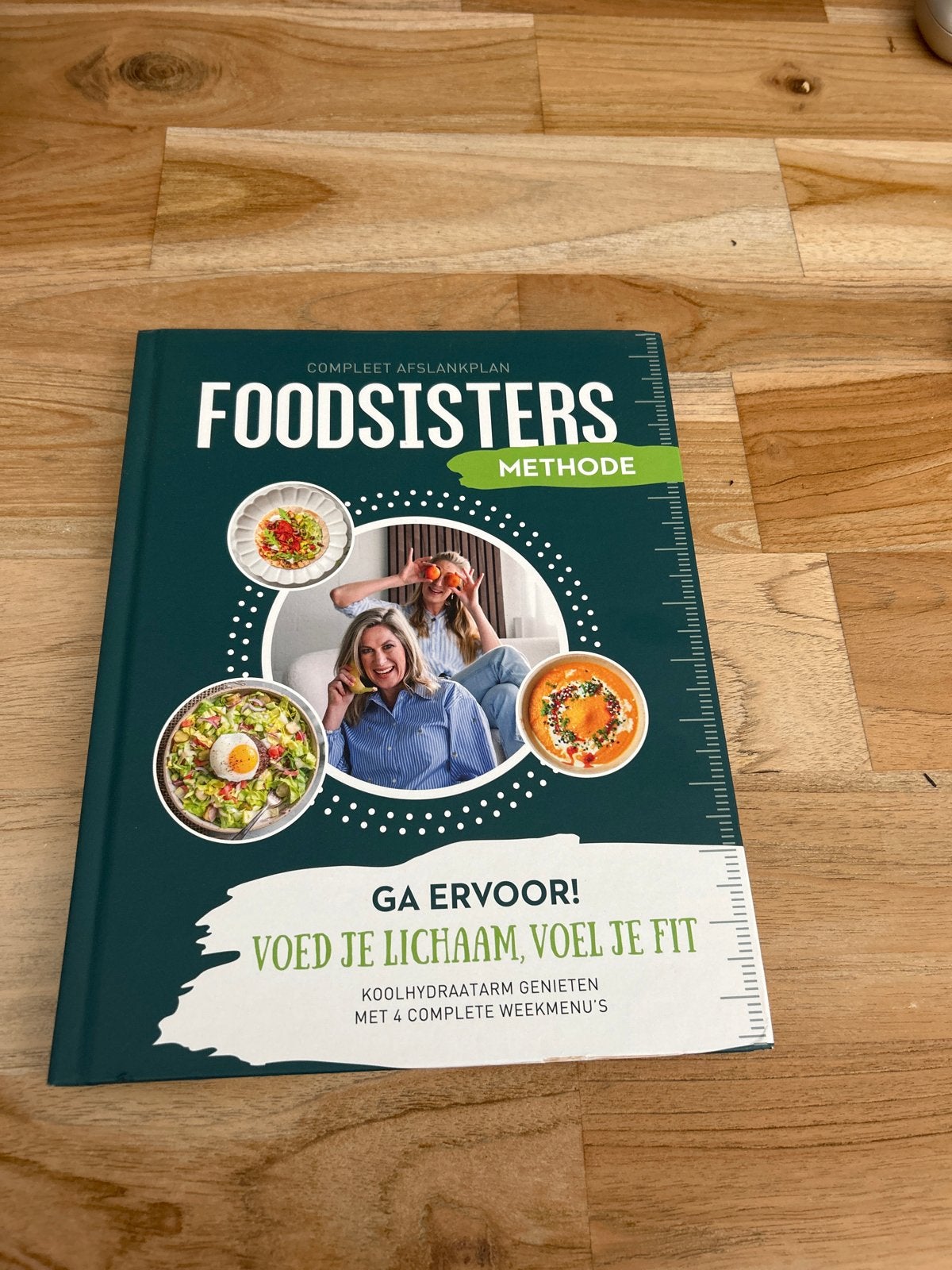 FoodSisters kookboeken: compleet afslankplan & in 8 weken sl, Ophalen of Verzenden, Zo goed als nieuw