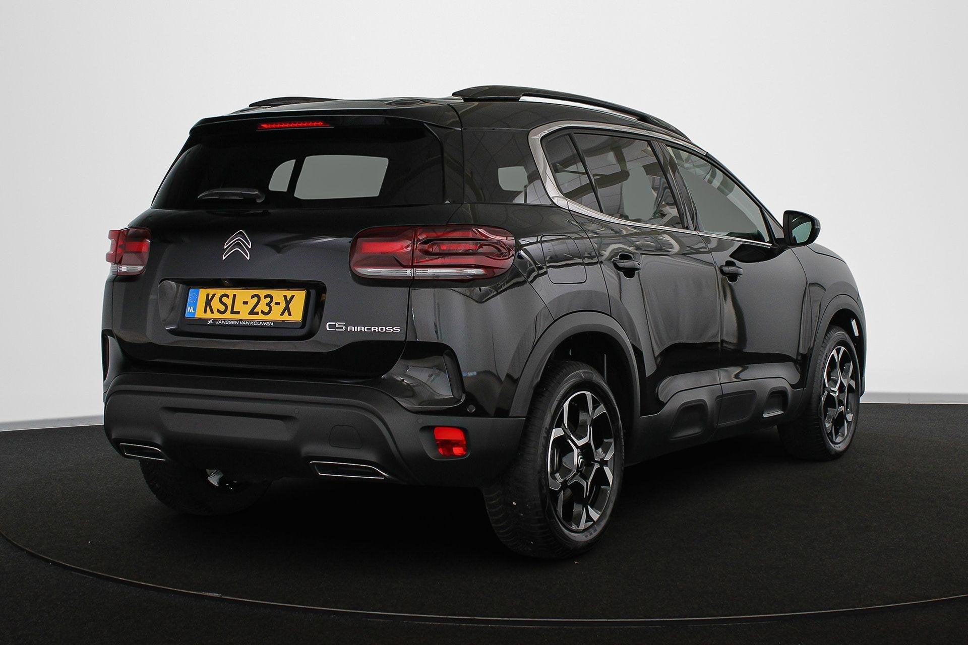 Citroen C5 Aircross 1.2 Hybrid 136 Max Stoelverwarming Achte, Auto's, 145 pk, 1199 cc, C5 Aircross, Zwart