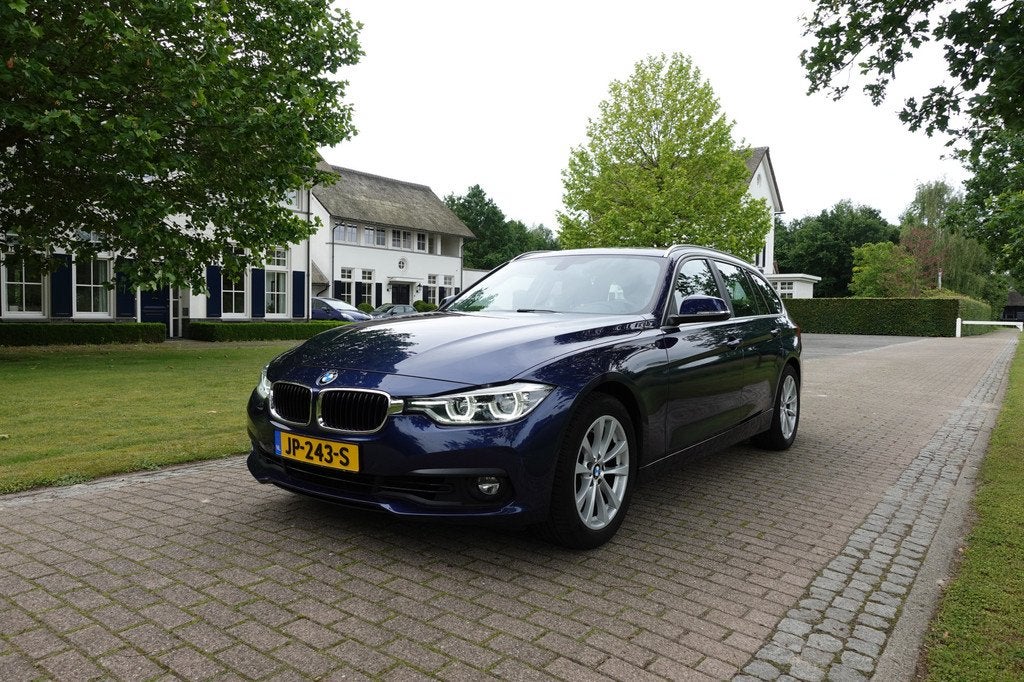 BMW 3 Serie Touring 330i Centennial Executive | Trekhaak | L, Auto's, Achterwielaandrijving, Euro 6, 4 cilinders, Blauw
